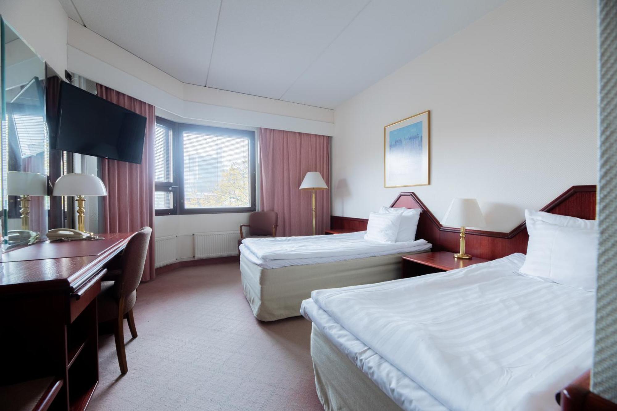 Hotel Oscar Varkaus Quarto foto
